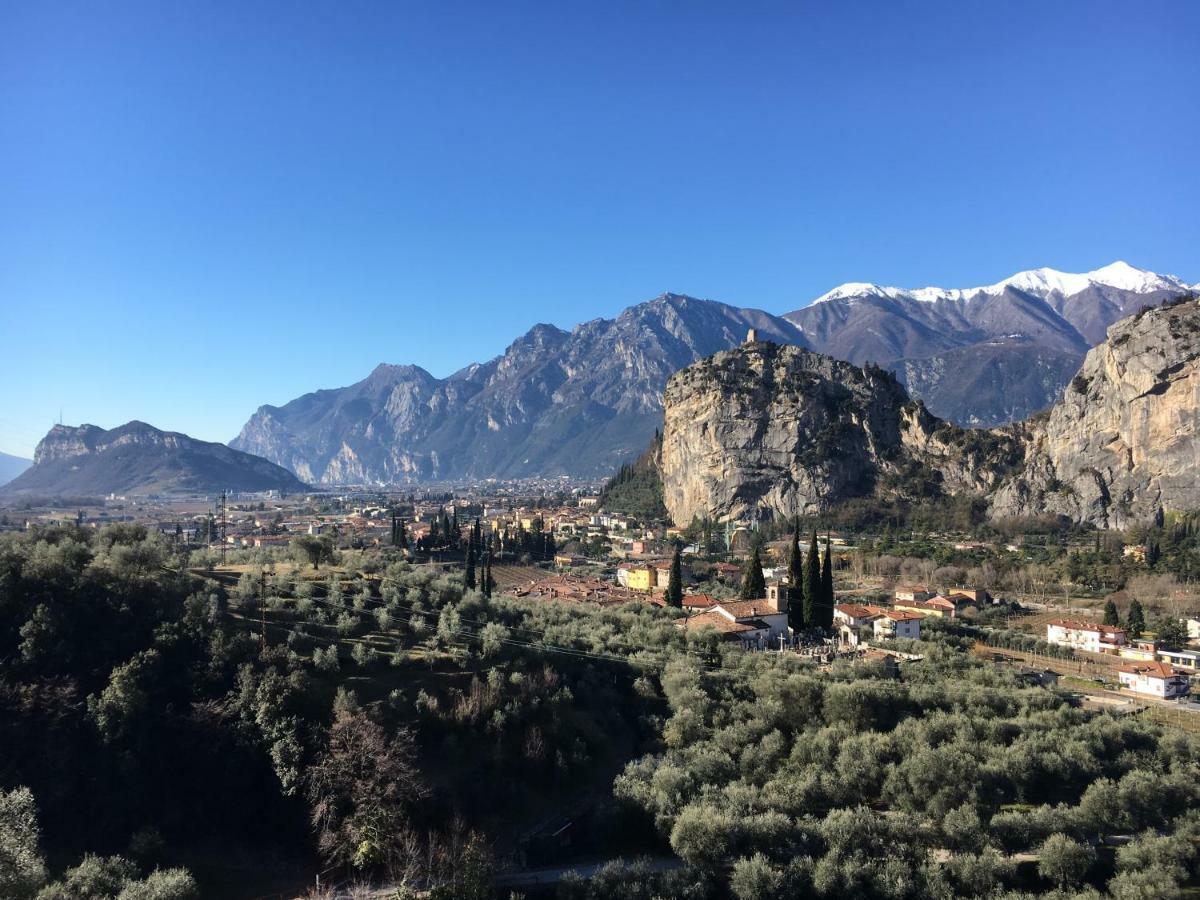 Le Falesie Arco Buitenkant foto